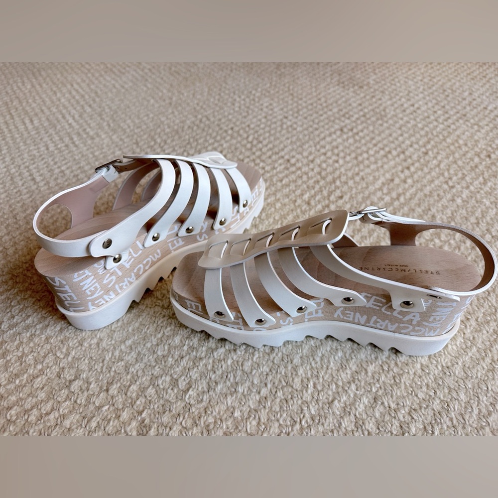 Stella McCartney stunning white platform sandals.  New worn once. Size 39/9.
